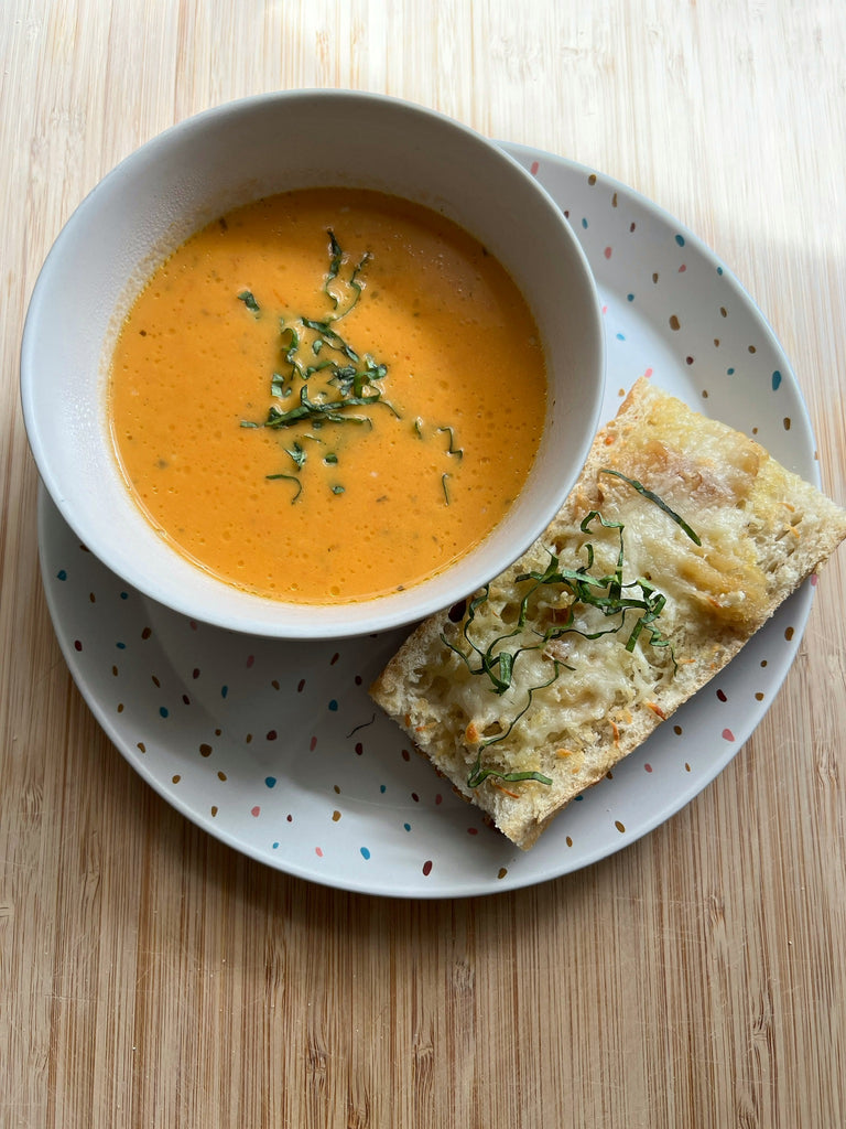 Super Easy Roasted Tomato Soup - Seriously EASY